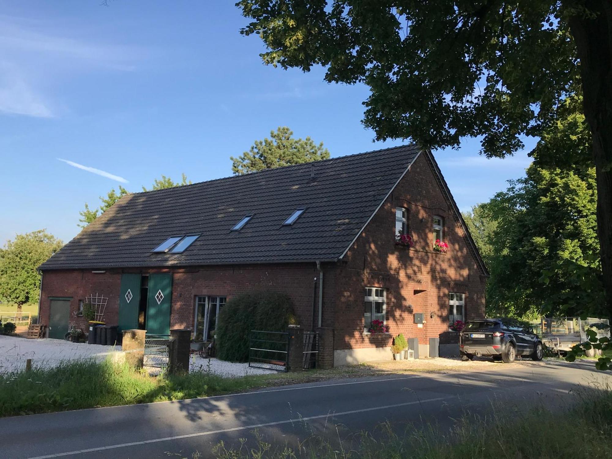 Ks Kotten Bed And Breakfast Rees Kültér fotó